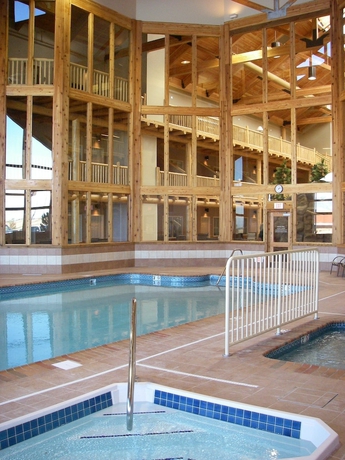 Imagen de la piscina del Hotel C'mon Inn Missoula. Foto 19