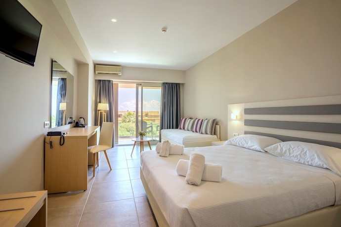 Imagen de la habitación del Hotel Cnic Gemini. Foto 9