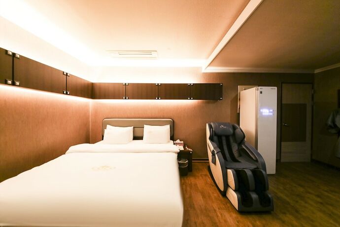 Imagen de la habitación del Hotel CoCo Hotel. Foto 10