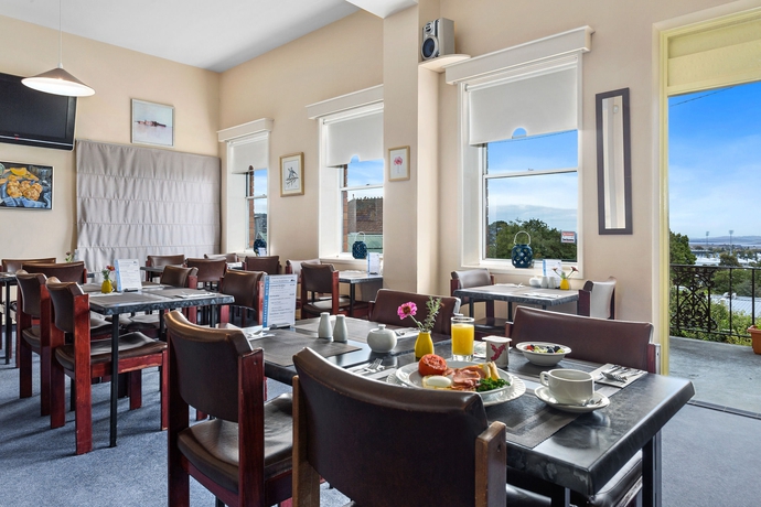 Imagen del bar/restaurante del Hotel Coach House Launceston. Foto 4