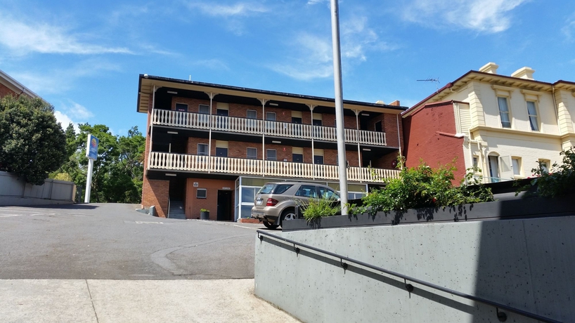 Imagen de los exteriores del Hotel Coach House Launceston. Foto 14