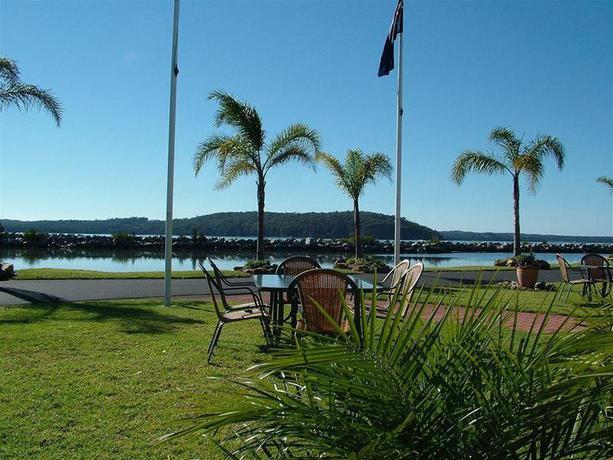 Imagen general del Hotel Coachhouse Marina Resort. Foto 9