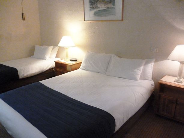 Imagen del bar/restaurante del Hotel Coachman's Eden. Foto 2