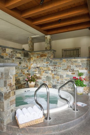 Imagen de la piscina del Hotel Coachman\'s Inn, A Four Sisters Inn. Foto 20