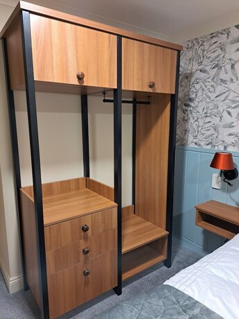 Imagen general del Hotel Coachmans Inn. Foto 9