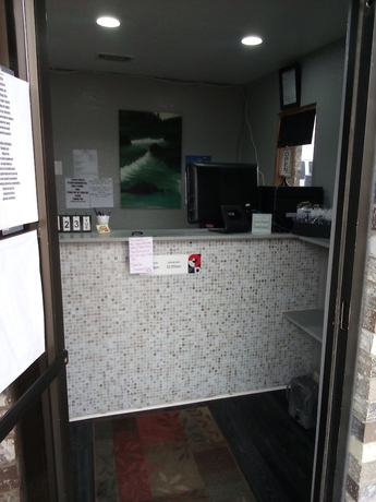 Imagen de los interiores del Hotel Coachman\'s Inn and Suites. Foto 18