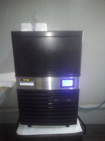 Imagen de los interiores del Hotel Coachman\'s Inn and Suites. Foto 19