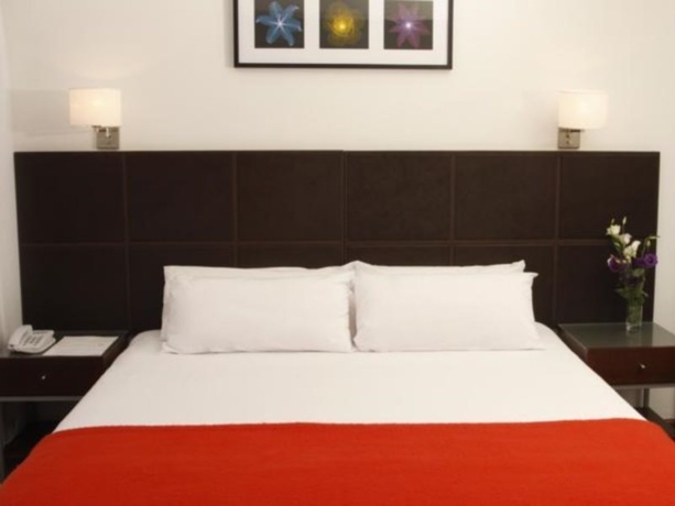 Imagen general del Hotel Córdoba 860 Suites. Foto 1