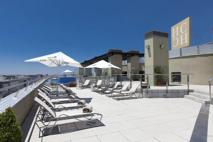 Imagen de la piscina del Hotel Córdoba Center. Foto 23