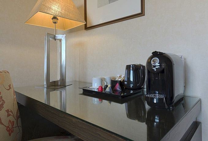 Imagen de la habitación del Hotel Córdoba Center. Foto 12