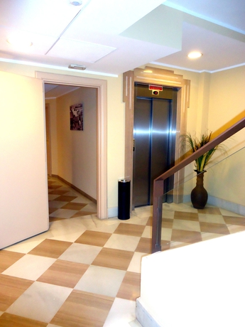 Imagen de los interiores del Hotel Córdoba Centro. Foto 13