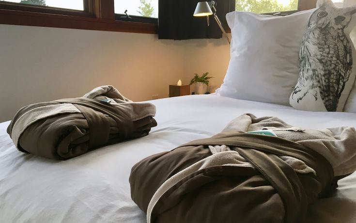 Imagen de la habitación del Hotel Coast Cabins. Foto 17