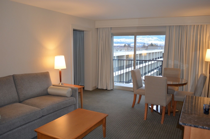 Imagen de los interiores del Hotel Coast Capri. Foto 8