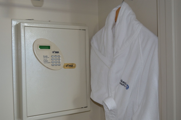 Imagen de la habitación del Hotel Coast Capri. Foto 7
