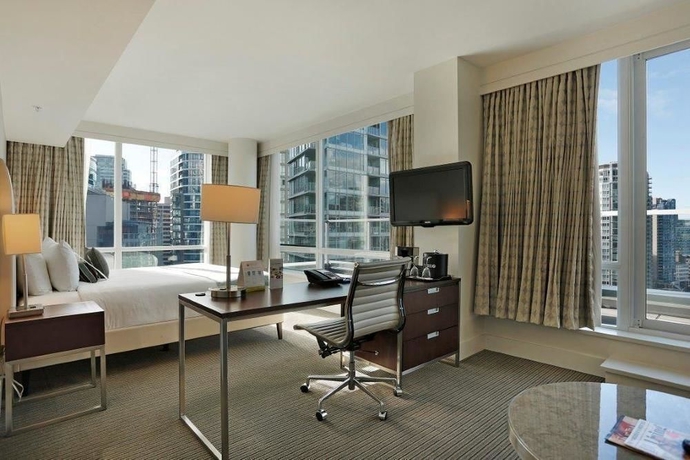 Imagen de la habitación del Hotel Coast Coal Harbour Vancouver By Apa. Foto 7
