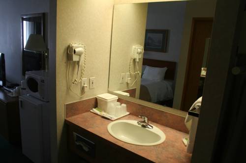 Imagen de la habitación del Hotel Coast Fort St. John. Foto 6