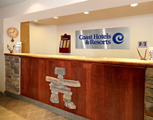 Imagen de los interiores del Hotel Coast Fraser Tower. Foto 11