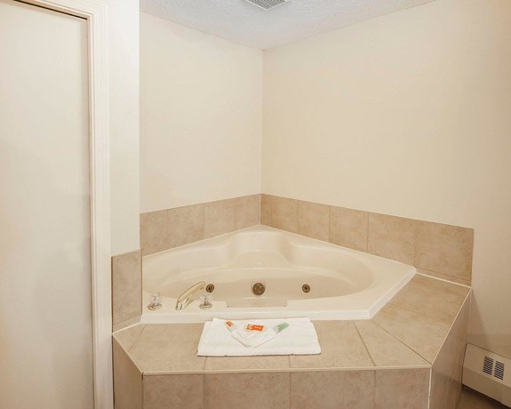 Imagen de la habitación del Hotel Coast Hinton. Foto 2