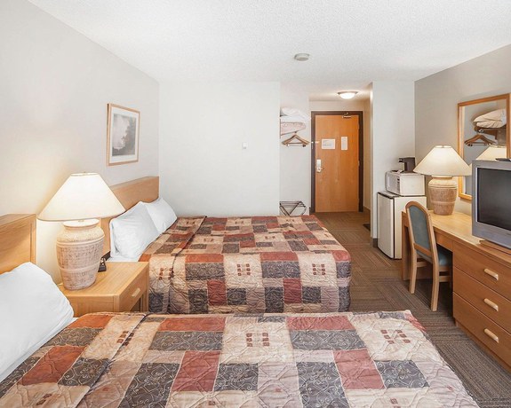 Imagen de la habitación del Hotel Coast Hinton. Foto 10