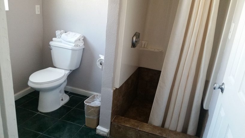 Imagen de la habitación del Hotel Coast Inn, Oceanside. Foto 9