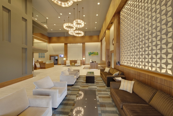 Imagen de los interiores del Hotel Coast Kamloops and Conference Centre. Foto 16