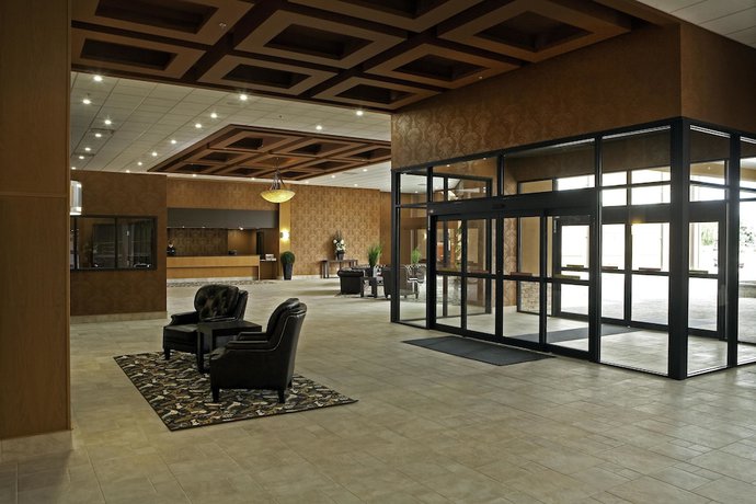 Imagen de los interiores del Hotel Coast Lethbridge and Conference Centre. Foto 19