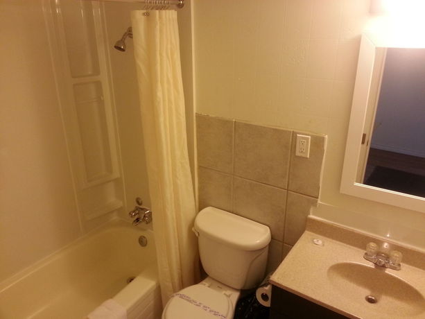 Imagen de los interiores del Hotel Coast Metro Vancouver. Foto 16