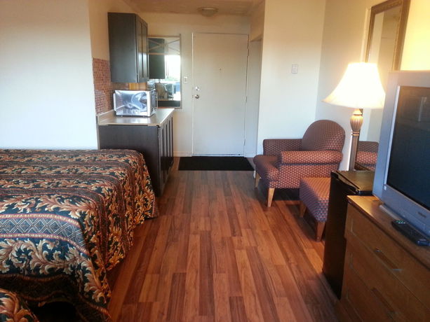 Imagen de la habitación del Hotel Coast Metro Vancouver. Foto 6