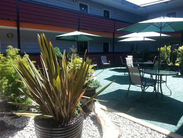 Imagen de los exteriores del Hotel Coast Metro Vancouver. Foto 13