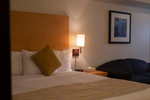 Imagen de la habitación del Hotel Coast Osoyoos Beach. Foto 8