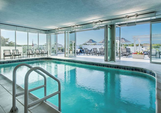 Imagen de la piscina del Hotel Coast Rehoboth Beach, Tapestry Collection By Hilton, Rehoboth Beach. Foto 19