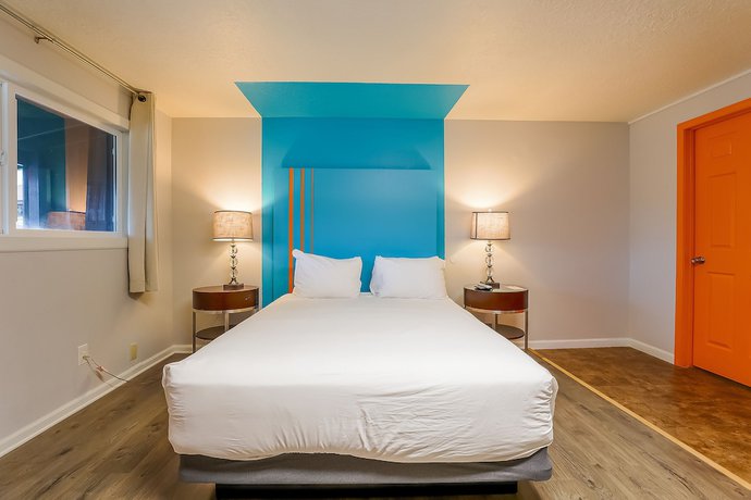 Imagen de la habitación del Hotel Coast River Inn by OYO Seaside. Foto 9
