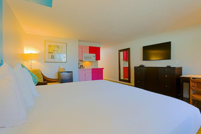 Imagen de la habitación del Hotel Coast River Inn by OYO Seaside. Foto 11
