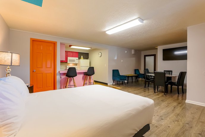 Imagen de la habitación del Hotel Coast River Inn by OYO Seaside. Foto 13