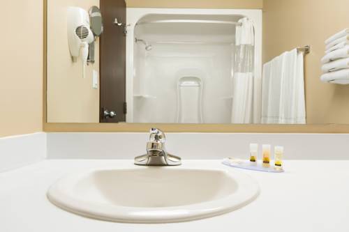 Imagen de la habitación del Hotel Coast Swift Current. Foto 8