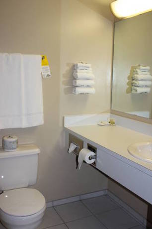 Imagen de la habitación del Hotel Coast Swift Current. Foto 15