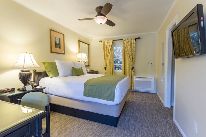 Imagen de la habitación del Hotel Coast Village Inn - Santa Barbara. Foto 8