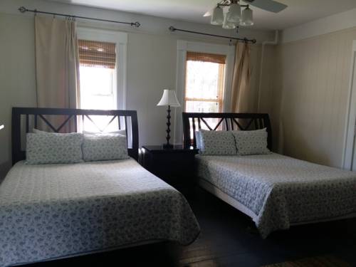 Imagen de la habitación del Hotel Coast Village Inn and Cottages. Foto 8