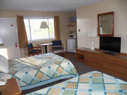 Imagen de la habitación del Hotel Coast Village Inn and Cottages. Foto 9