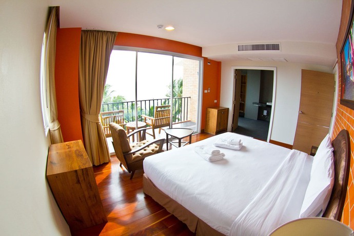 Imagen de la habitación del Hotel Coasta Bangsaen. Foto 7
