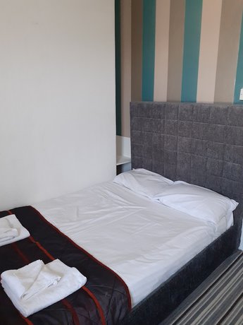 Imagen de la habitación del Hotel Coastal Bay. Foto 5
