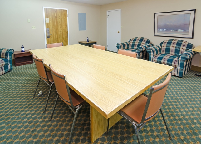 Imagen de los interiores del Hotel Coastal Inn Dartmouth. Foto 13