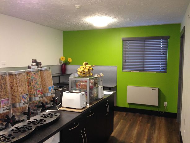 Imagen de la habitación del Hotel Coastal Inn Moncton Dieppe. Foto 6