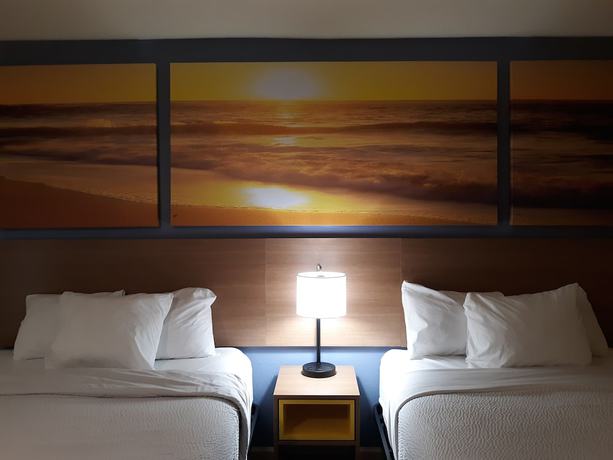 Imagen de la habitación del Hotel Coastal Inn by OYO Lincoln City - Oregon Coast Hwy. Foto 6