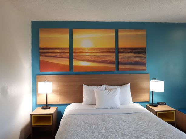 Imagen de la habitación del Hotel Coastal Inn by OYO Lincoln City - Oregon Coast Hwy. Foto 12