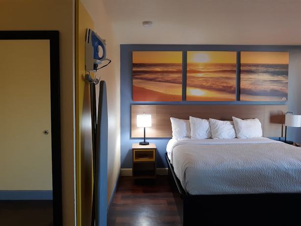 Imagen de la habitación del Hotel Coastal Inn by OYO Lincoln City - Oregon Coast Hwy. Foto 18
