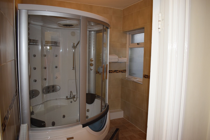 Imagen de la habitación del Hotel Coastal Park. Foto 17