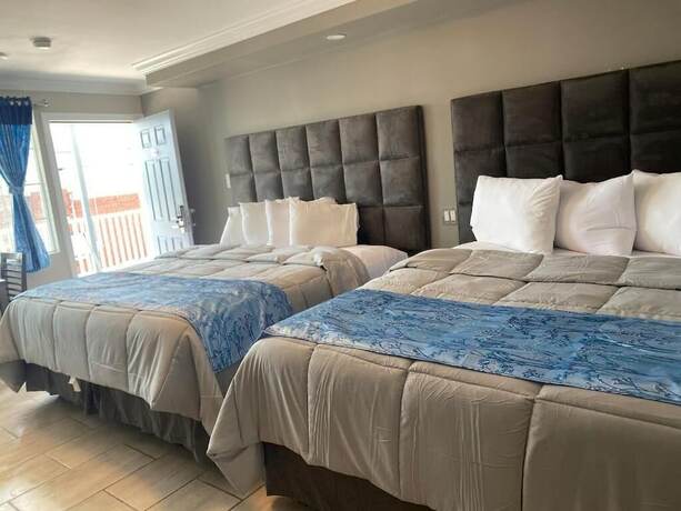 Imagen general del Hotel Coastal Sands Inn. Foto 5