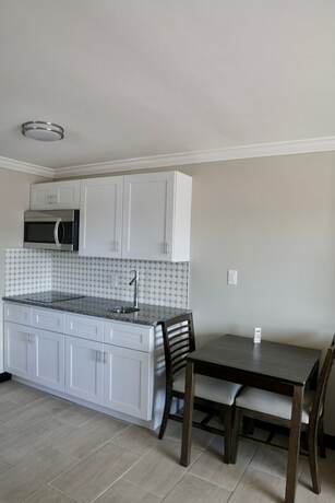Imagen de la habitación del Hotel Coastal Sands Inn. Foto 12