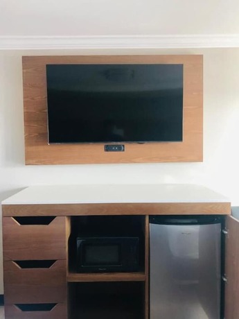 Imagen de la habitación del Hotel Coastal Sands Inn. Foto 17